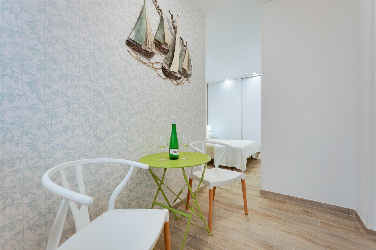 Apartament Perla Del Mar Торевьиа Экстерьер фото